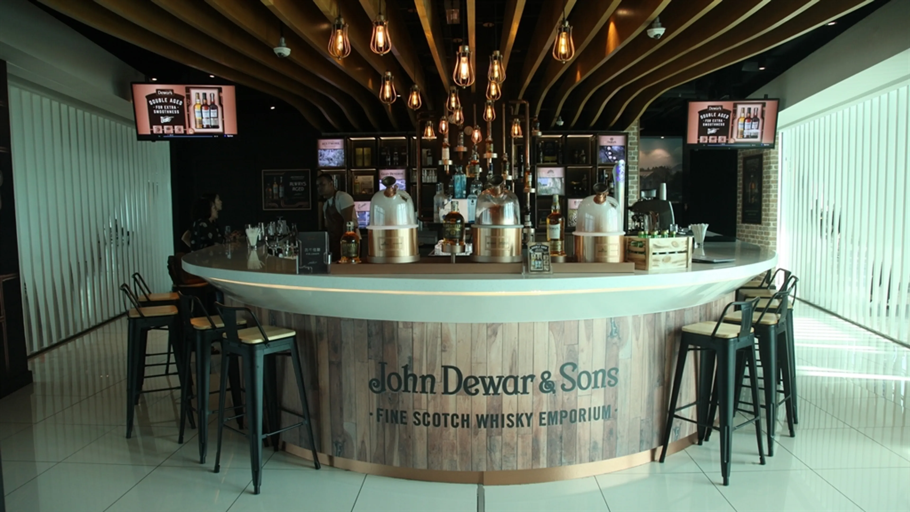 BACARDI Introduces New DEWAR'S® Bar Concept at Kuala Lumpur International Airport