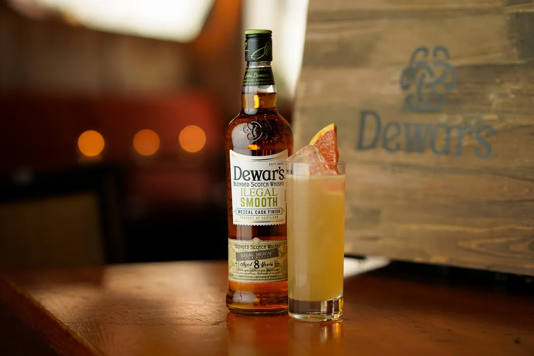 DEWAR’S® LAUNCHES THE WORLD’S FIRST 
MEZCAL CASK FINISHED SCOTCH WHISKY 
WITH DEWAR’S ILEGAL SMOOTH
